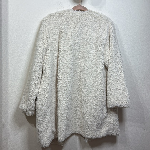 (N5) Democracy‎ Teddy Coat Women's Ivory Sherpa Oversized Open Front Size L - Picture 6 of 10